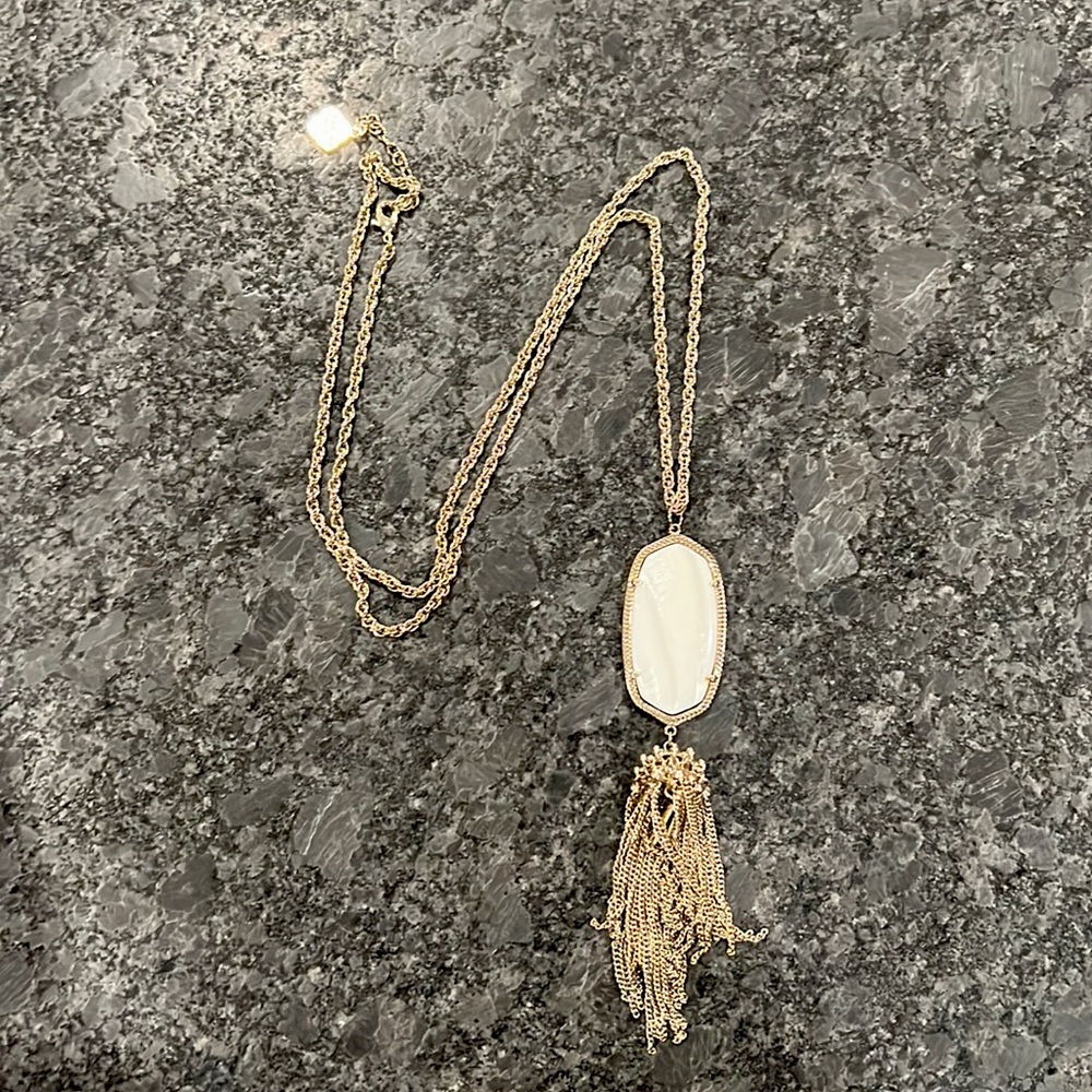 Kendra Scott Necklace